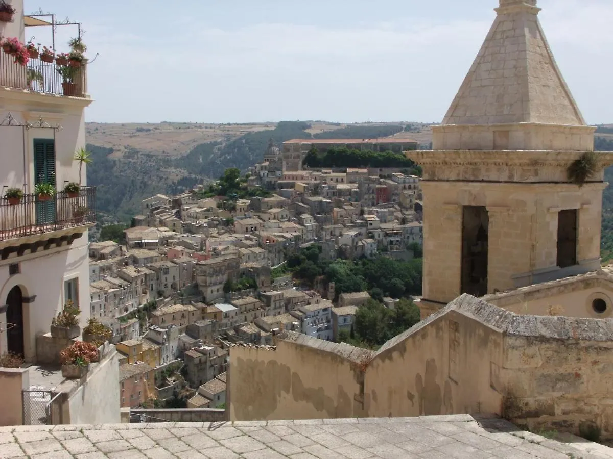 A Naca Villa Ragusa 0*,  Italien