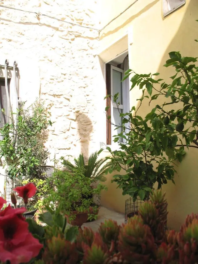 A Naca Villa Ragusa